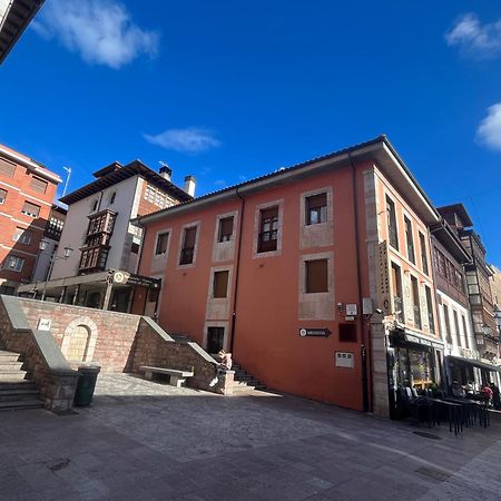 Apartamentosarturo Llanes Laplaza Atico Centrico Екстер'єр фото
