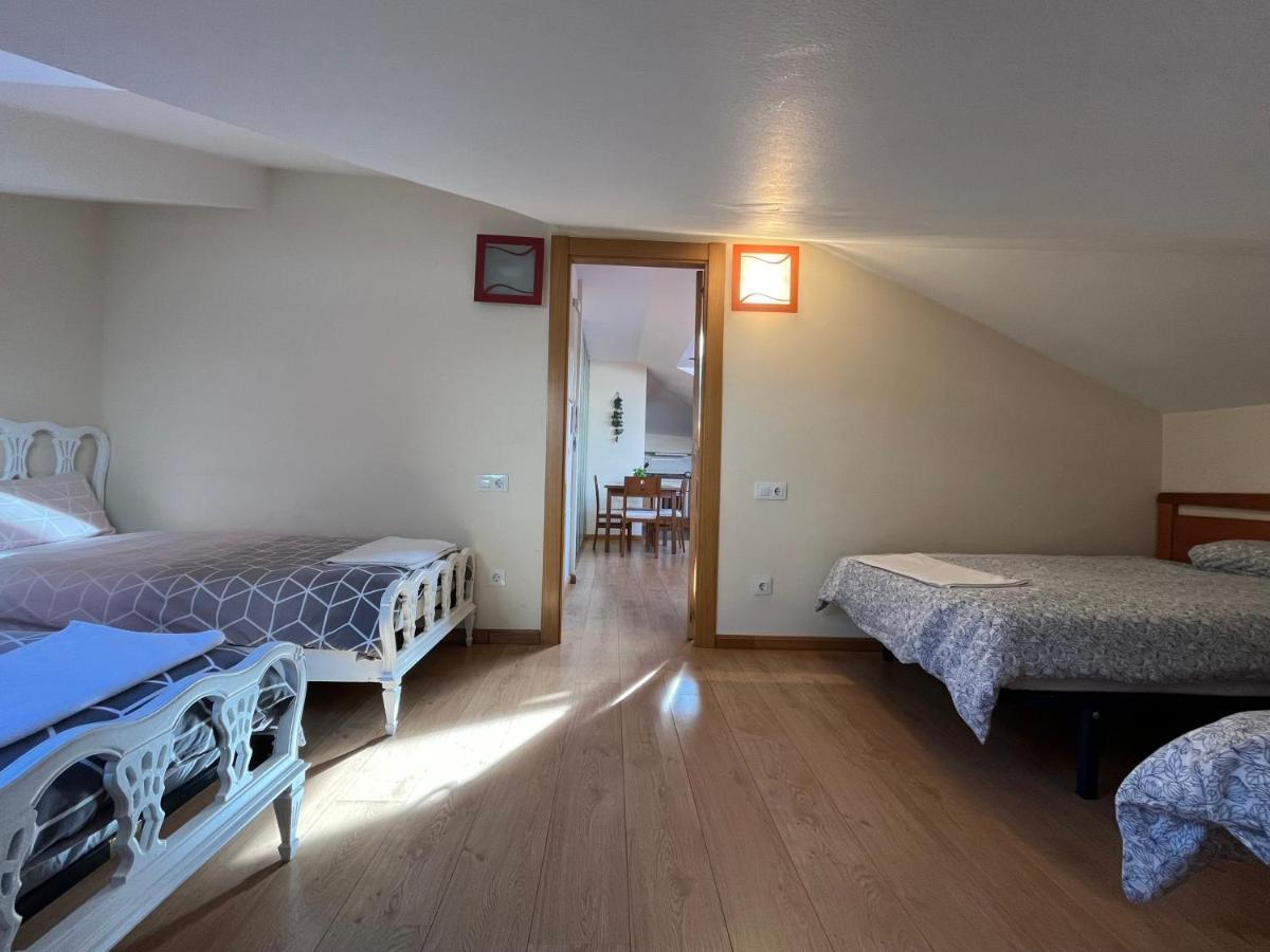 Apartamentosarturo Llanes Laplaza Atico Centrico Екстер'єр фото
