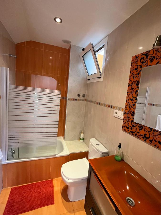 Apartamentosarturo Llanes Laplaza Atico Centrico Екстер'єр фото